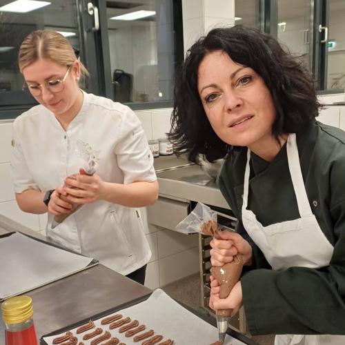 Mission Kekse backen im Team TFBS Landeck