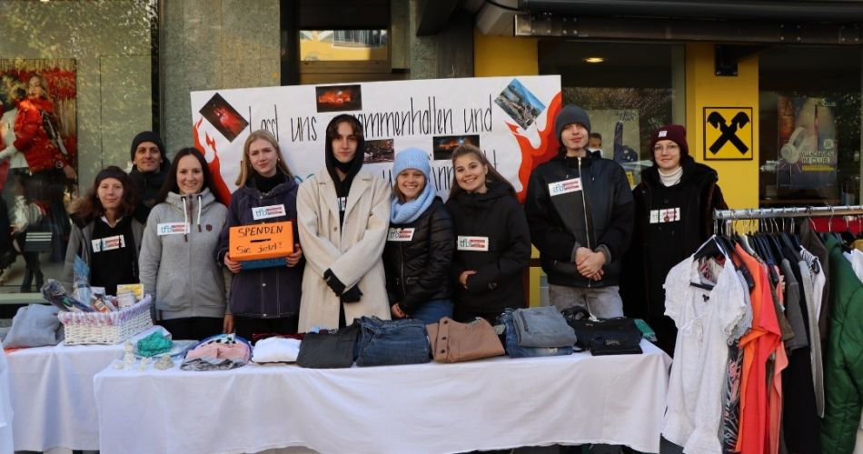 SchülerInnen der H2T am Frischemarkt