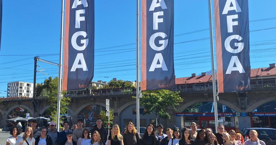 Am 22.09.2026 fuhren wir nach Innsbruck auf die FAFGA mit dem diesjährigen Schwerpunkt KI. Wir konnten verschiedenen Eindrücke von unterschiedlichen Ausstellern sammeln. Bei den einzelnen Workshops bekamen wir näheren Einblick über die Verwendung der KI in der Gastronomie und Hotellerie. Wir bedanken uns beim Förderverein für die finanzielle Unterstützung.